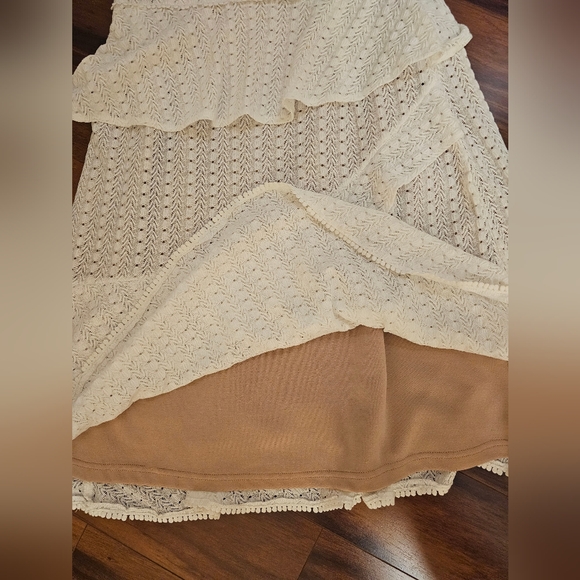 White One Shoulder Dress! Size Large. - Picture 6 of 7